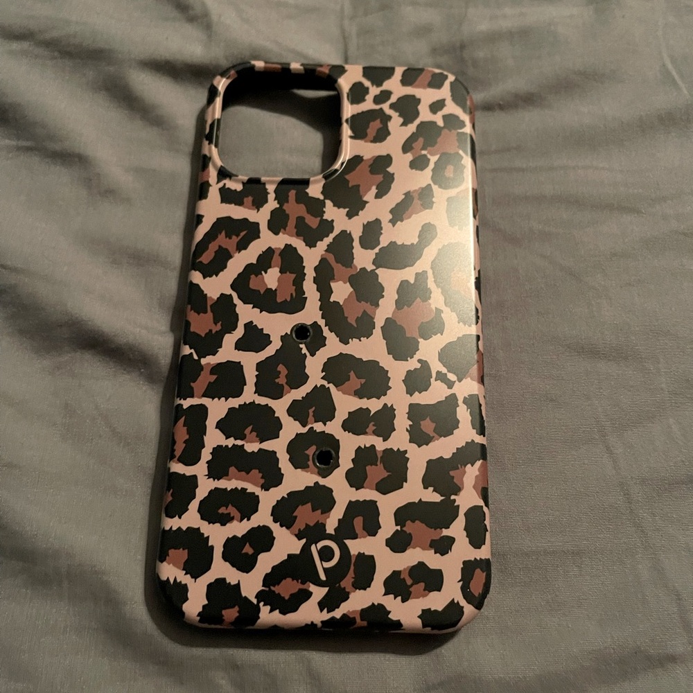 iPhone 12 Pro Max loopy case. Missing loop.